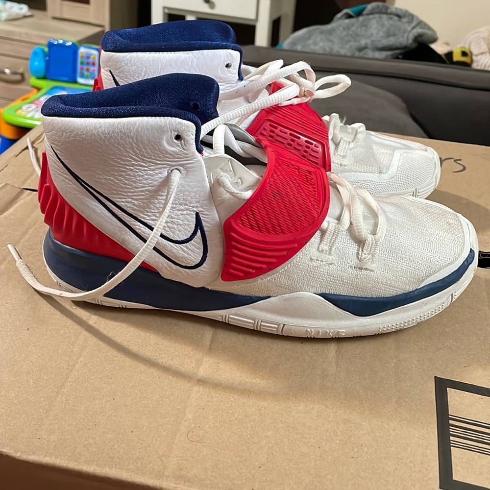 Nike Kylie 6